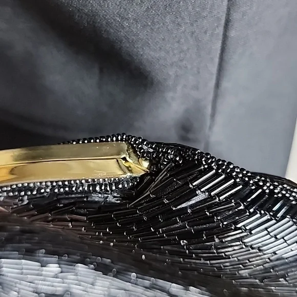 La Regale Ltd. beaded evening/cocktail purse in black and gold tones; vintage, 7 - Picture 8 of 8